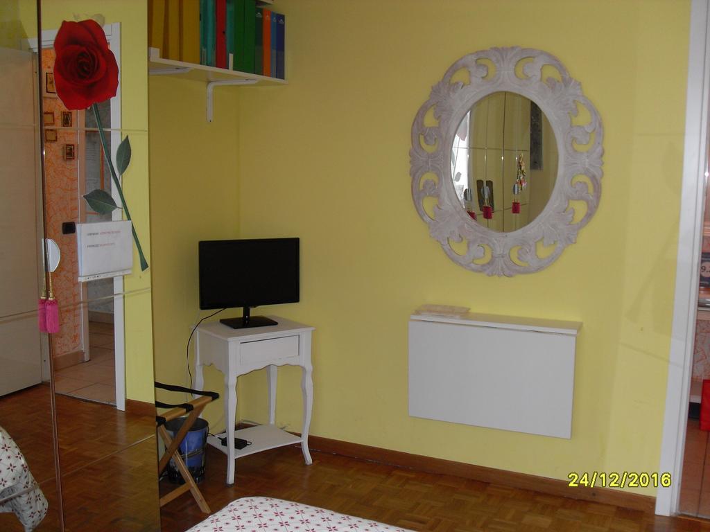 Milan House Hotel Luaran gambar